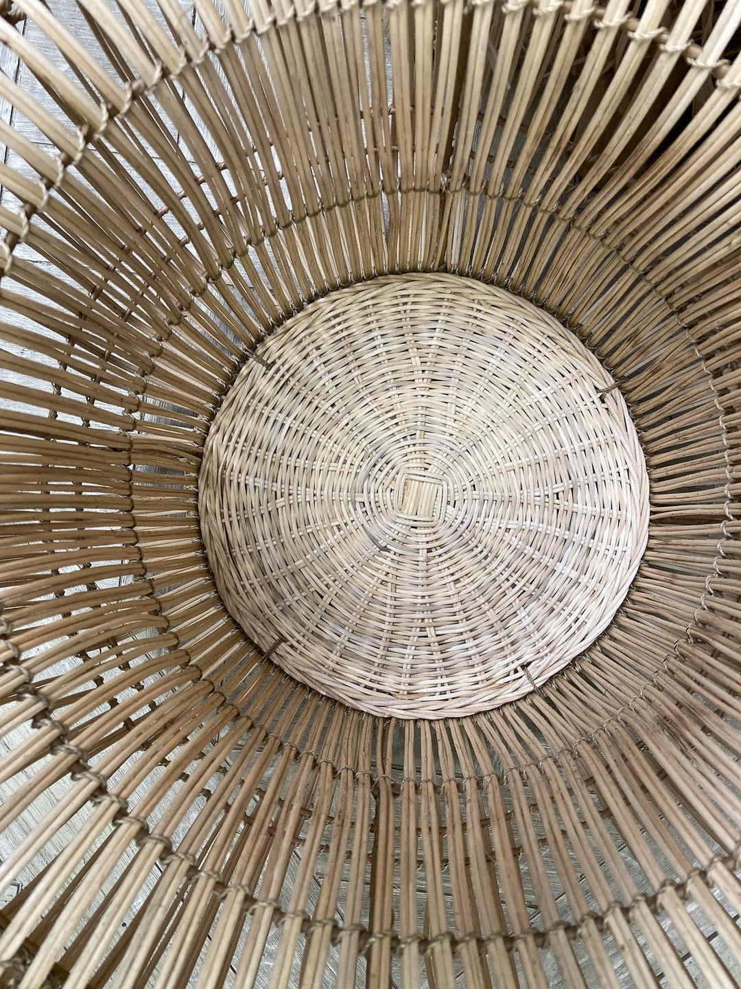 Solvyn Pot Storage Coffee Table