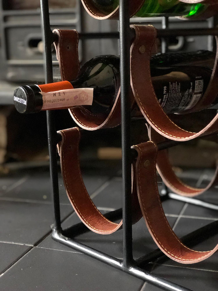 Xavissa 9 bottle leather sling square Wine Rack