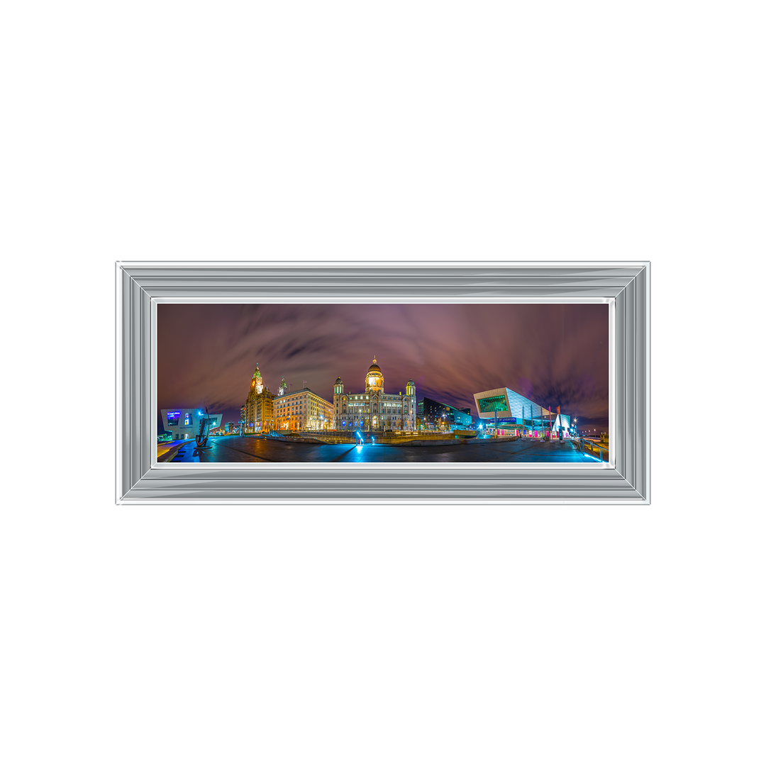 CY040 Night panorama of Three Graces and the museum of Liverpool