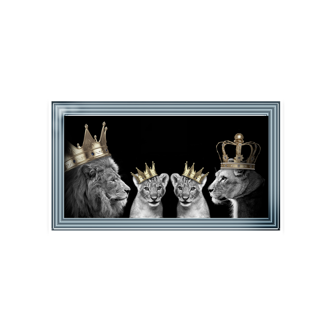 Lion family of 4 (Gold Crowns)