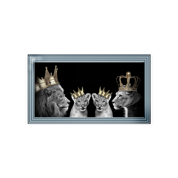 Lion family of 4 (Gold Crowns)