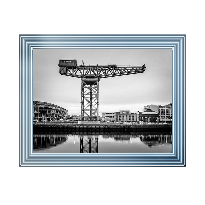 CY024 Finnieston crane on River Clyde (Black and White)