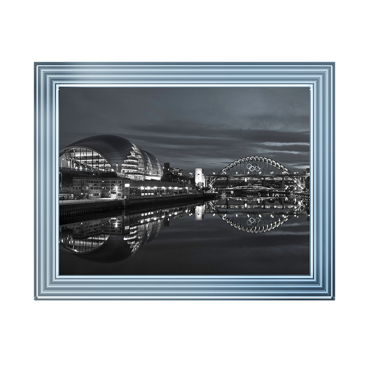 CY070 The Sage Gateshead and the Tyne bridge, Newcastle Upon Tyne I
