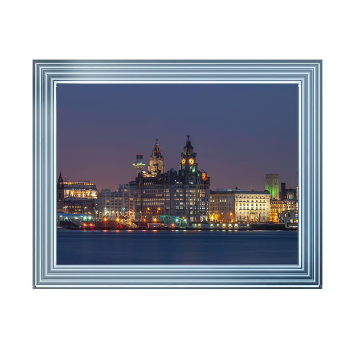 CY043 Liverpool city skyline across the River Mersey