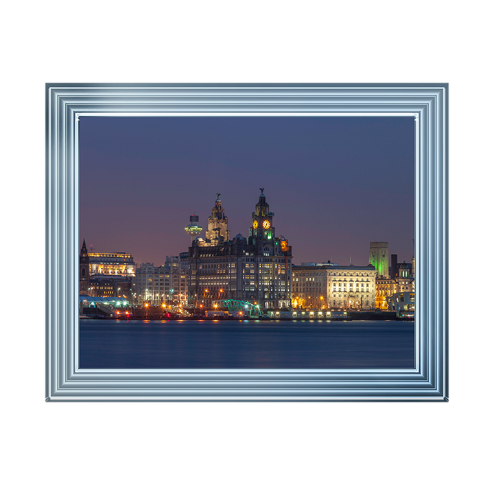 CY043 Liverpool city skyline across the River Mersey