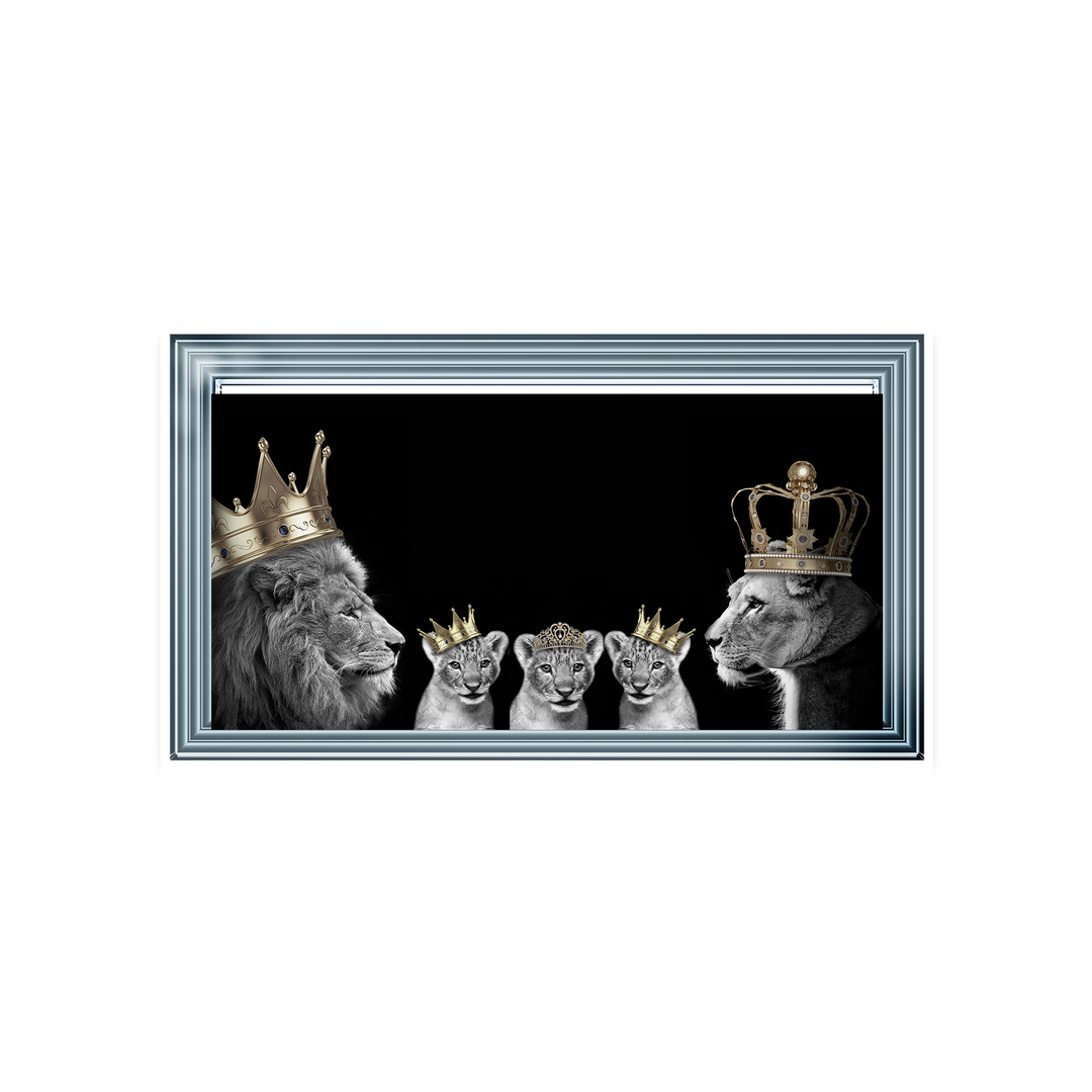 Lion family of 5 (gold Crowns)