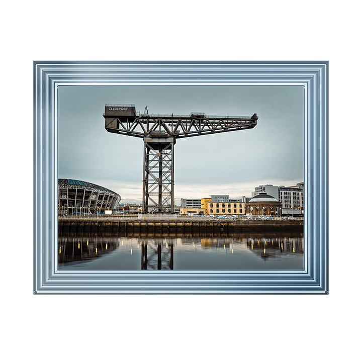 CY025 Finnieston crane on River Clyde