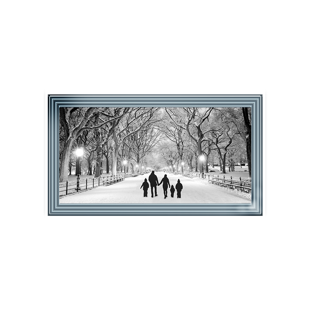 FG375  Family Walk
