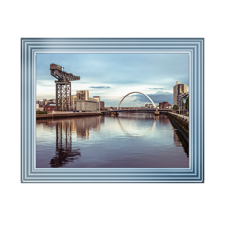 CY022 View along the river Clyde