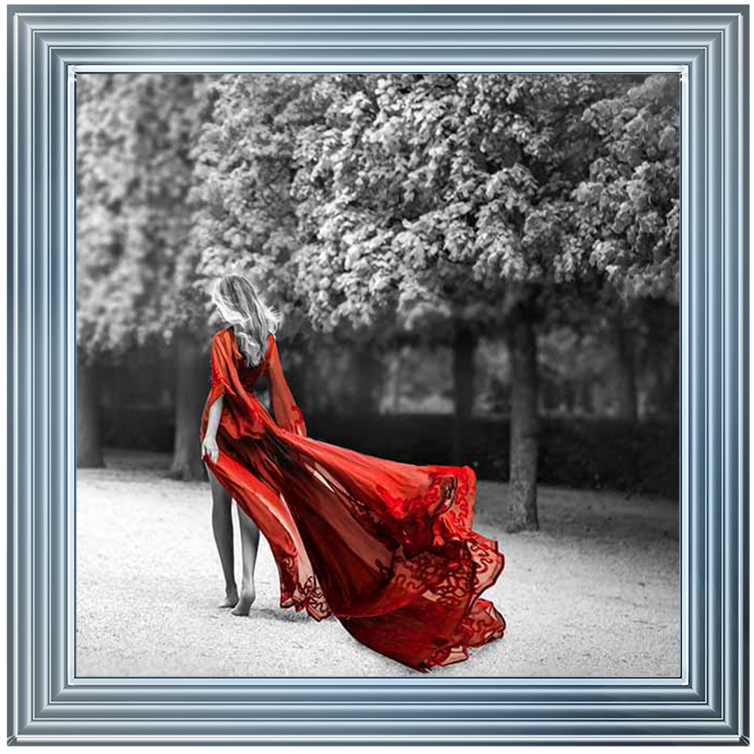Red Elegant Walk