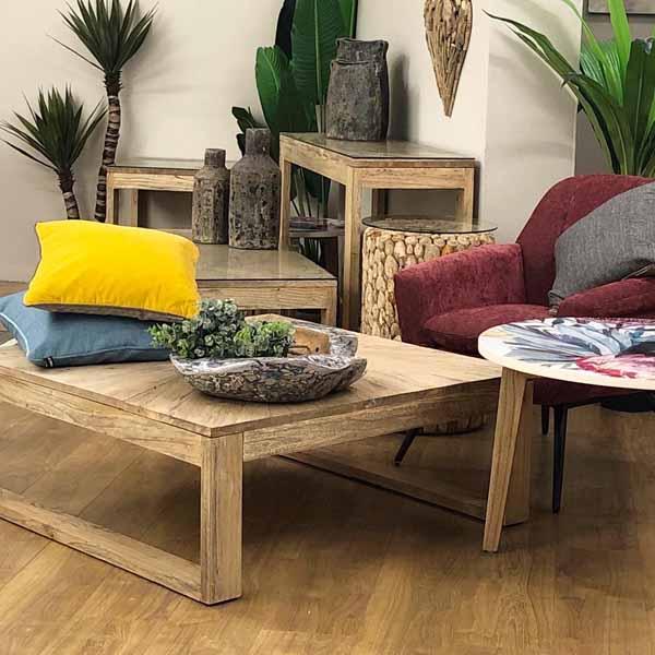 Javellea Console Table