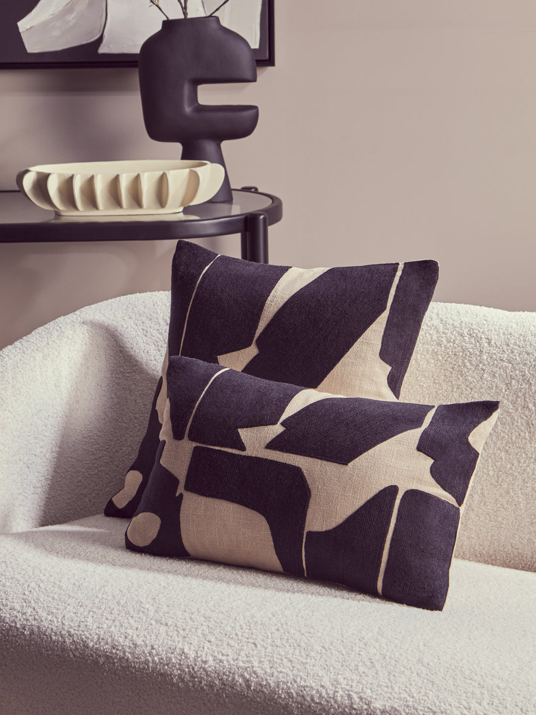 Natural and Black Cushion Oakridge Square Ozella