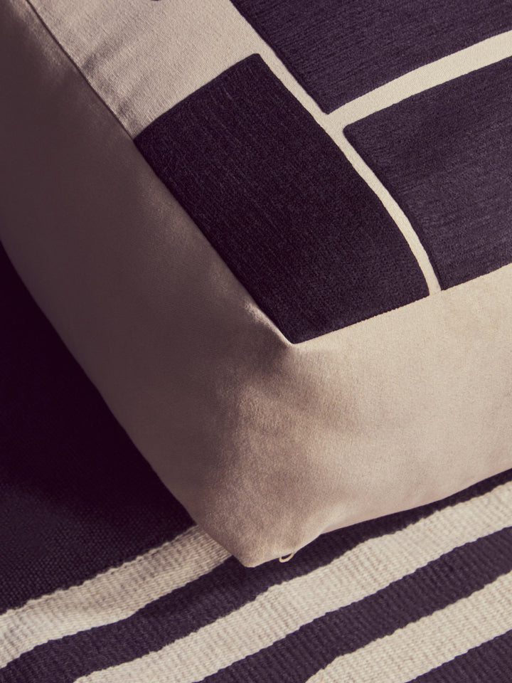 Bosie Ozella Natural & Black Floor Cushion – Square