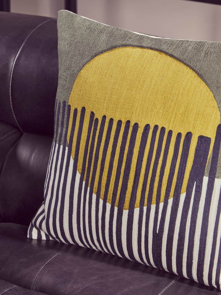 Regal Right-Facing Leather Chaise Lounger