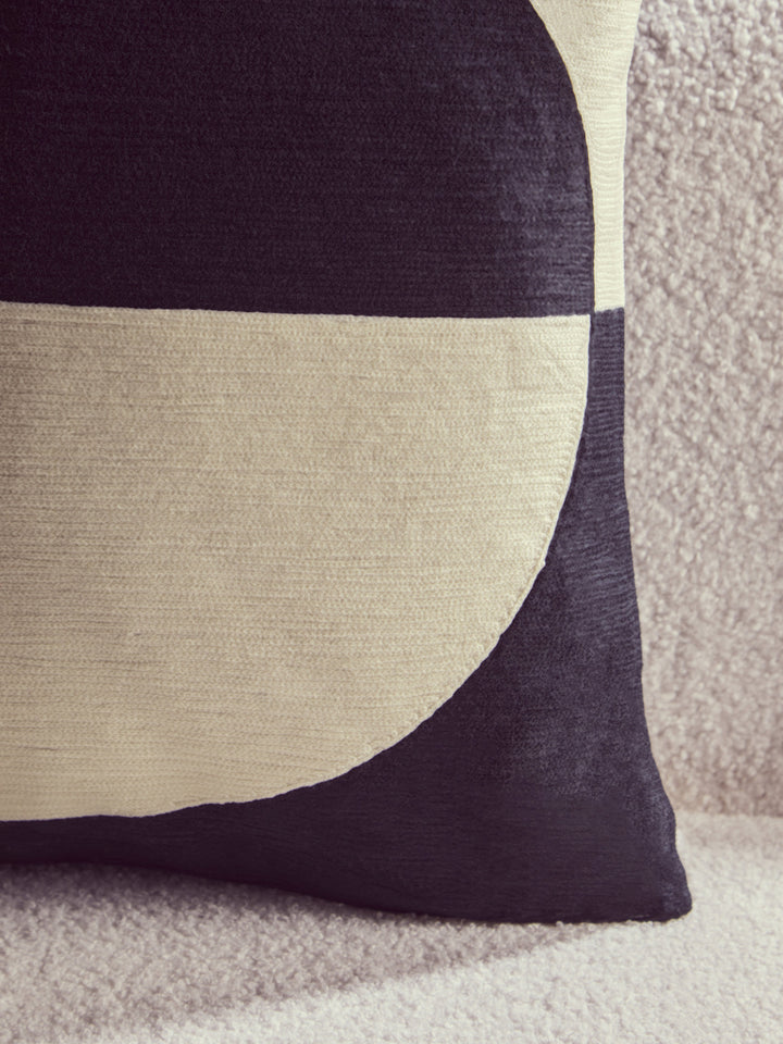Yazmin Two-Seater Sofa with Black Legs