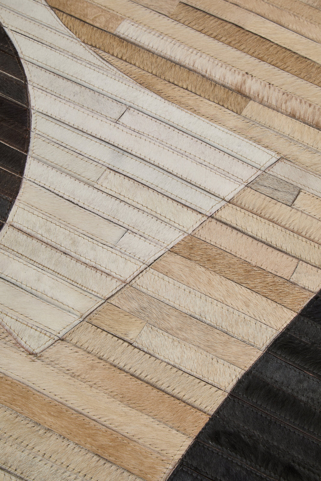 Leather Oakridge Abstract Safira Hair Rug On Small