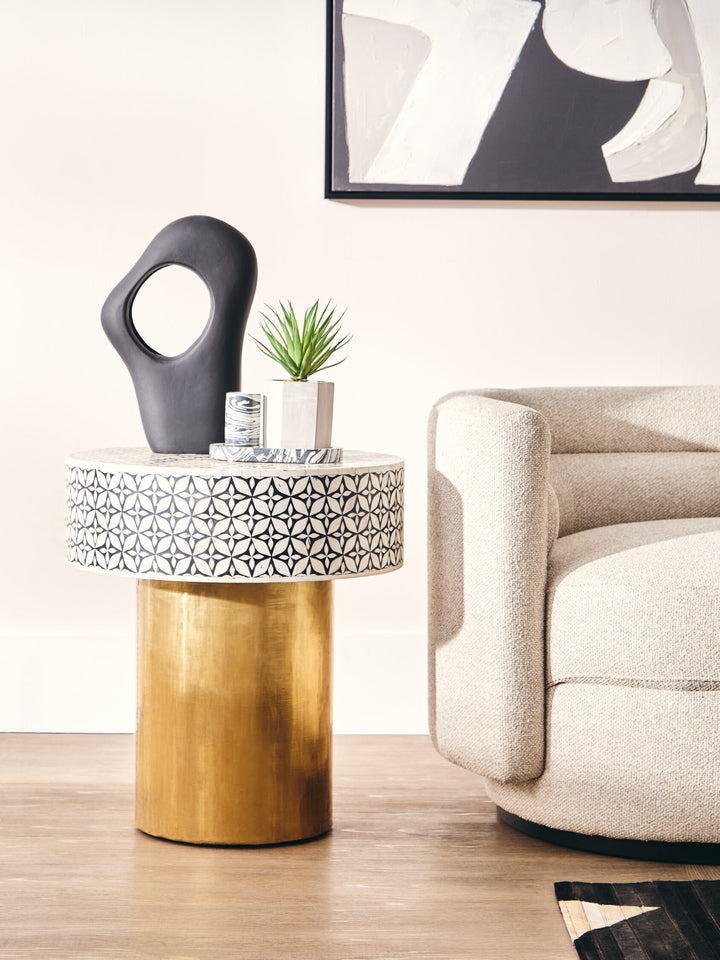Black Delmorae Two Marble Candle Way And White Holder