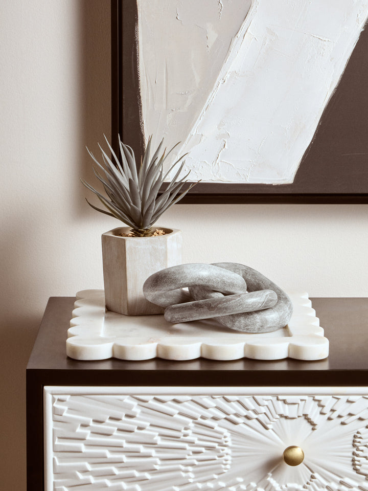 Cove Marble Three Grey Chain Link