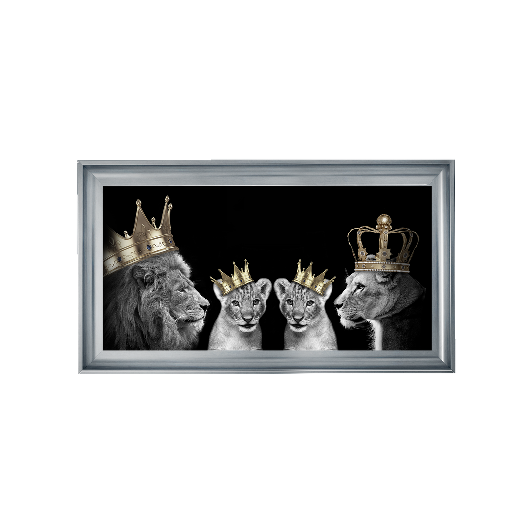 Lion family of 4 (Gold Crowns)