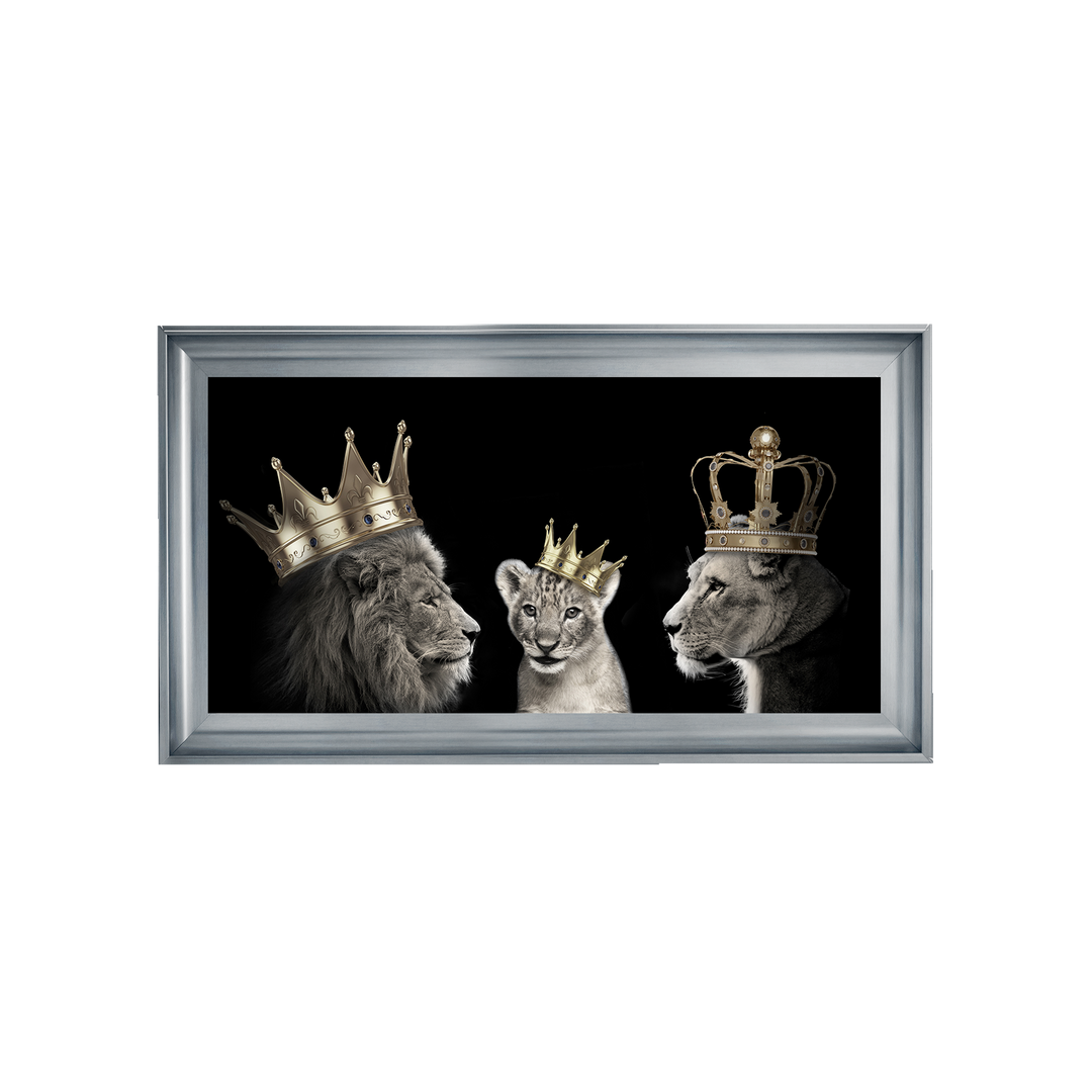 Royal trio 1