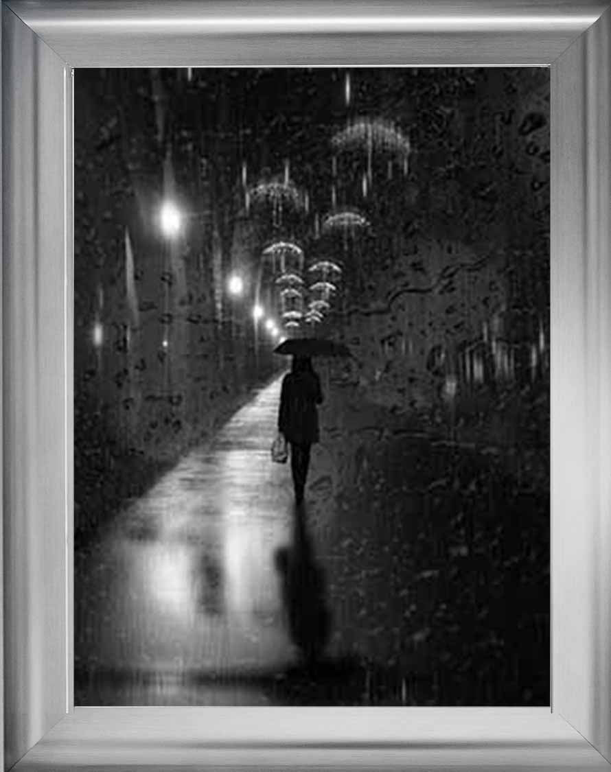 FG738 lady walking in Rain