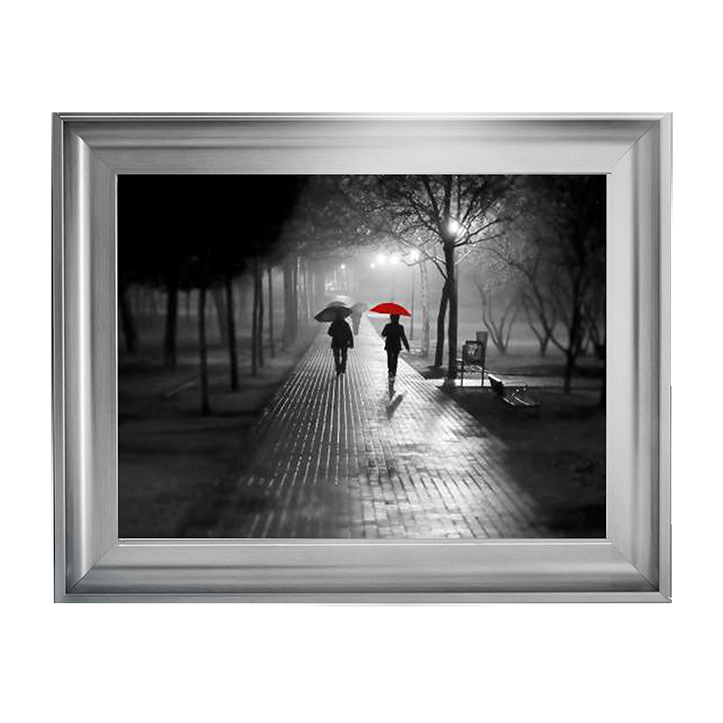 FG046 Umbrella Walk