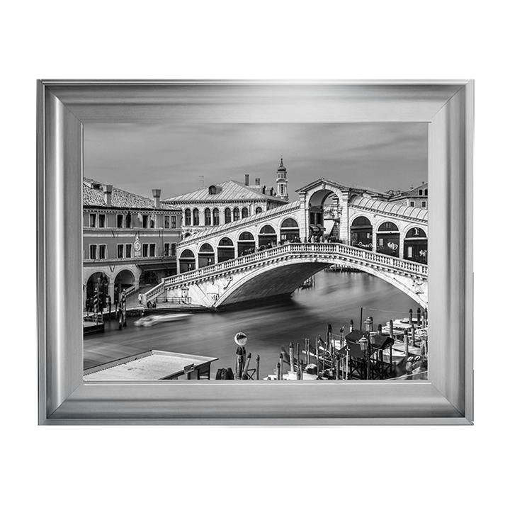 CY080 Famous Rialto bridge, Venice (Black & White)
