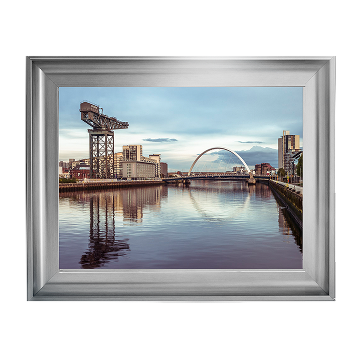 CY022 View along the river Clyde