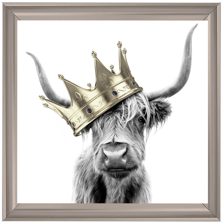 AN347 Crowned Cow Gold
