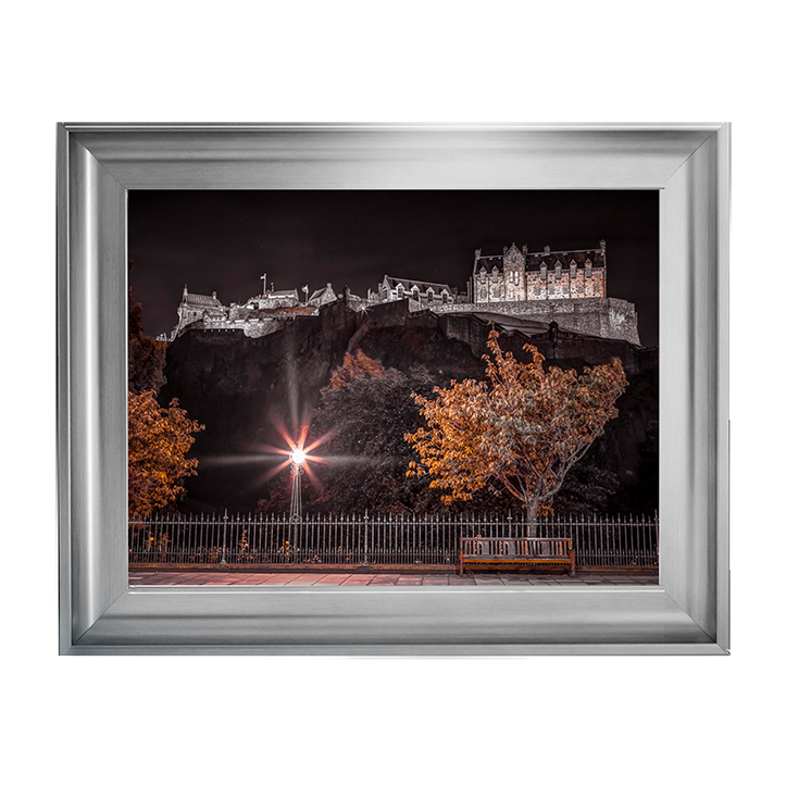 CY018 Edinburgh Castle at night