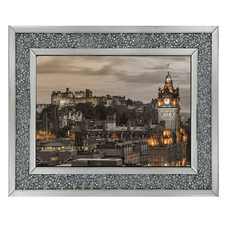 CY013 Edinburgh Castle and The Balmoral Hotel