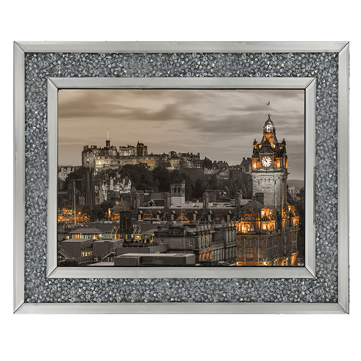 CY013 Edinburgh Castle and The Balmoral Hotel