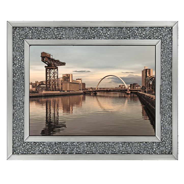 CY023 View along the river Clyde II