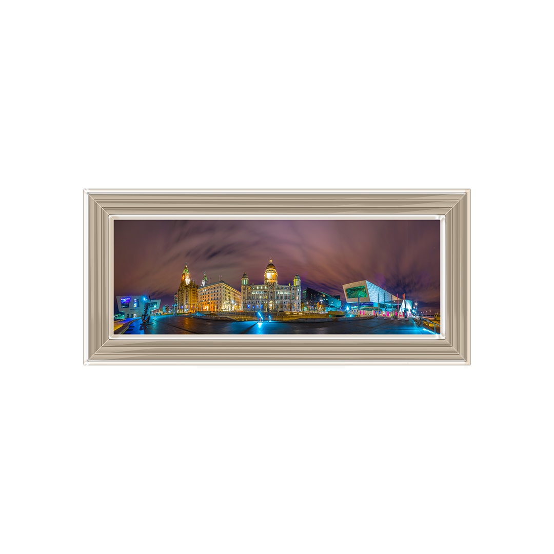 CY040 Night panorama of Three Graces and the museum of Liverpool