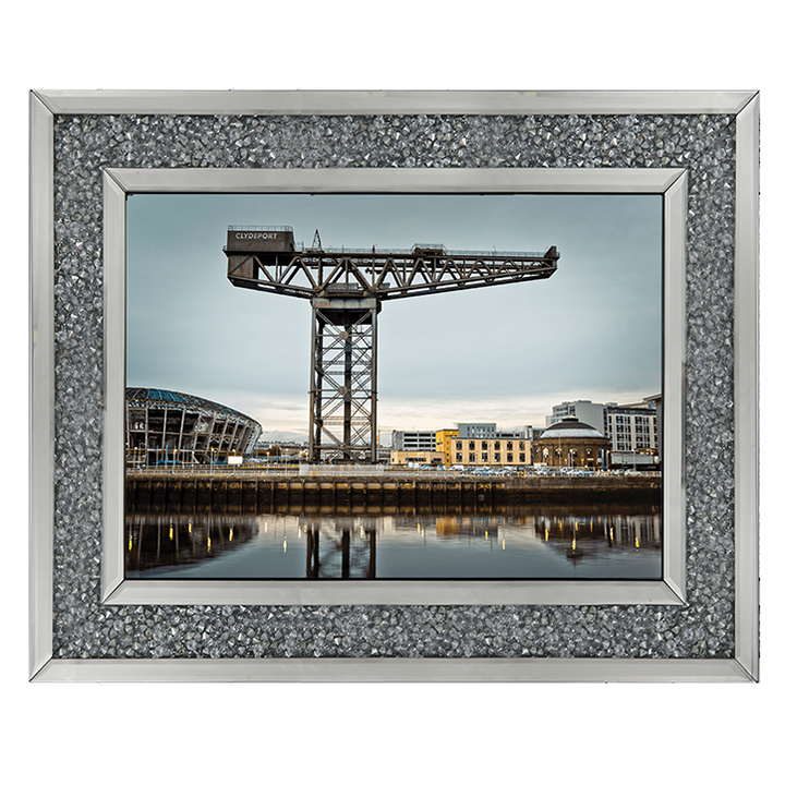 CY025 Finnieston crane on River Clyde