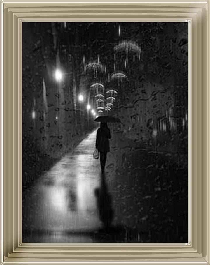 FG738 lady walking in Rain