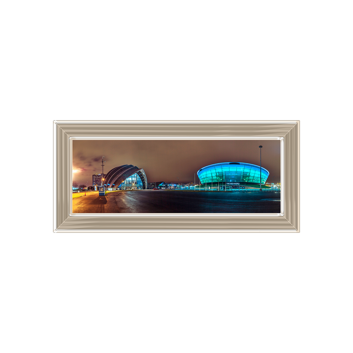 CY029 Evening view of Clyde Auditorium and SSE Hydro in Glasgow I