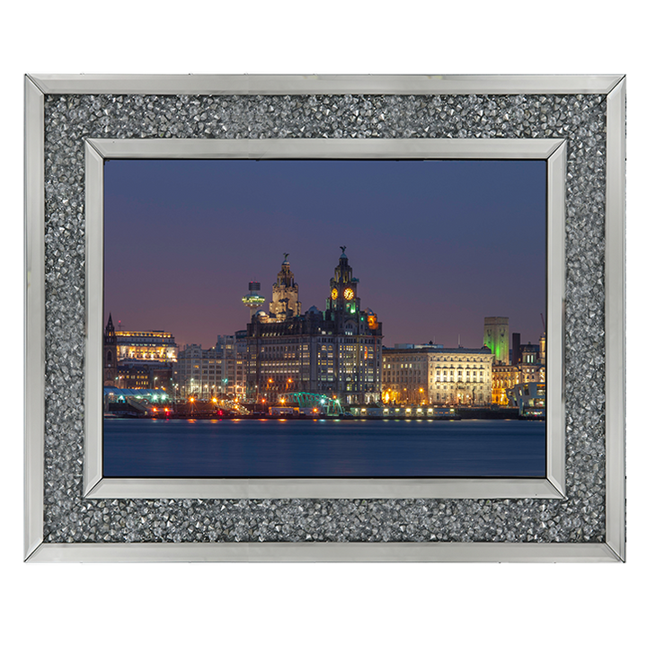 CY043 Liverpool city skyline across the River Mersey