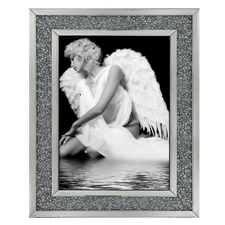 FG055 Angel by water