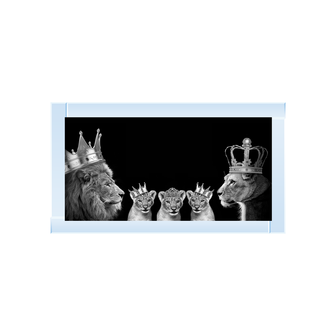Lion family of 5 (Silver Crowns)