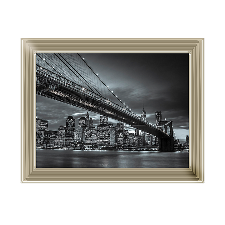 CY064 Brooklyn Bridge and lower Manhattan skyline at dusk