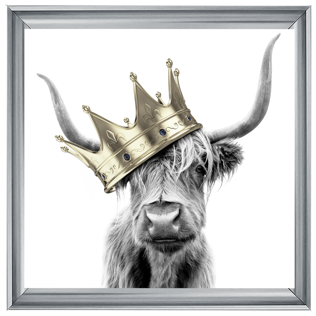 AN347 Crowned Cow Gold