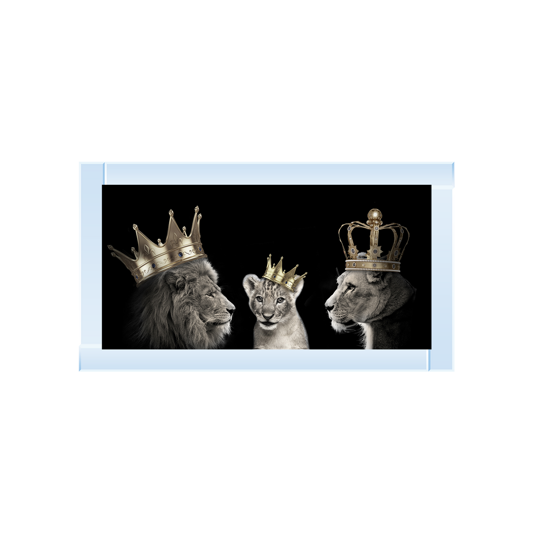 Royal trio 1