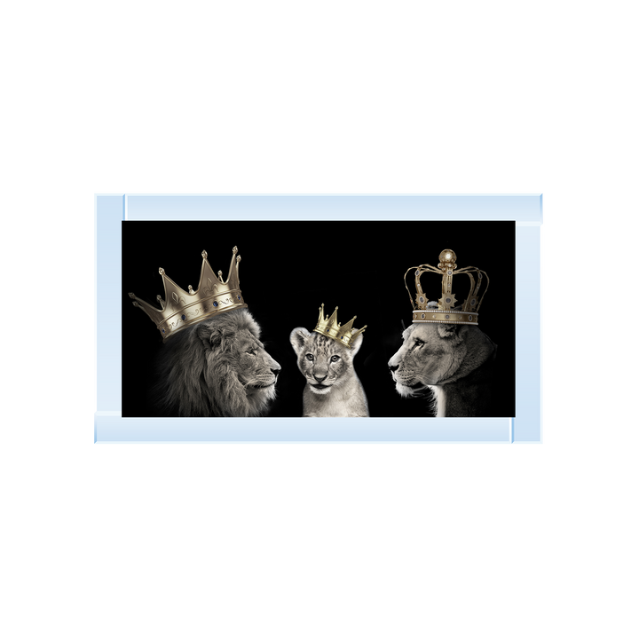Royal trio 1