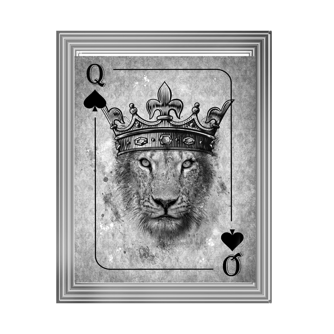 Queen of hearts