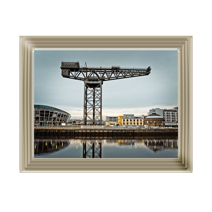 CY025 Finnieston crane on River Clyde