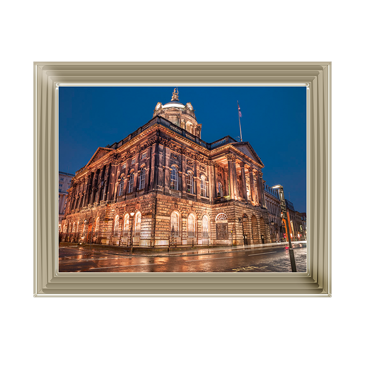 CY039 Town Hall Building at night