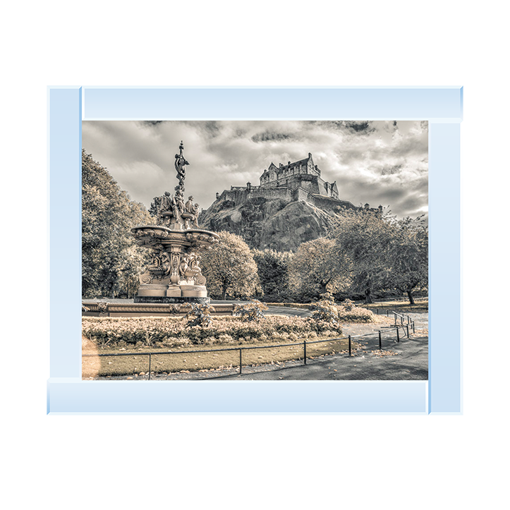 CY020 Edinburgh Castle