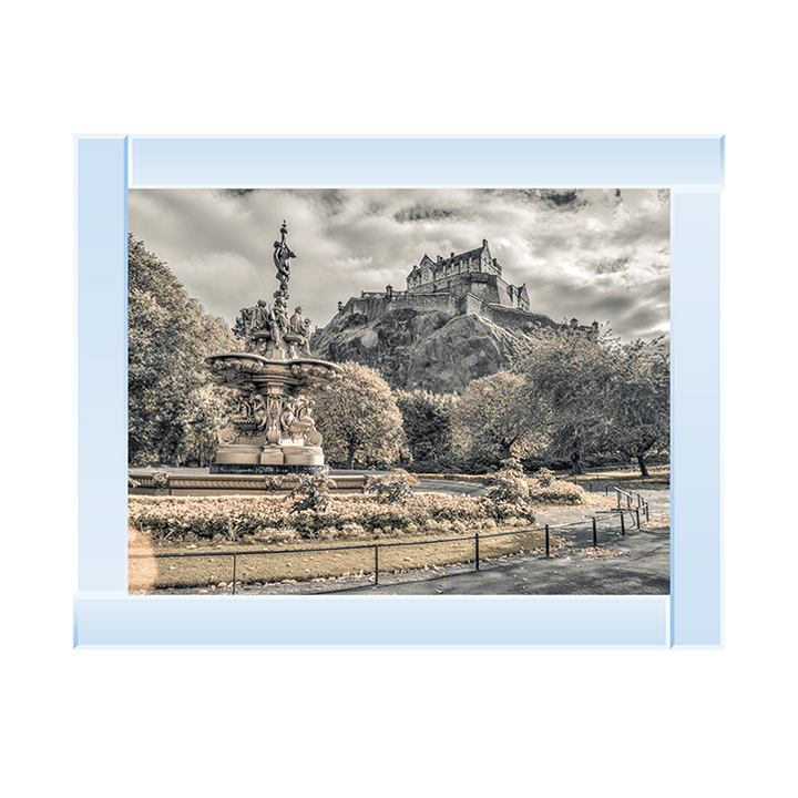 CY020 Edinburgh Castle