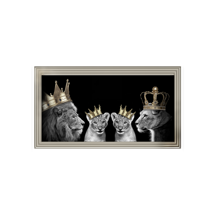 Lion family of 4 (Gold Crowns)